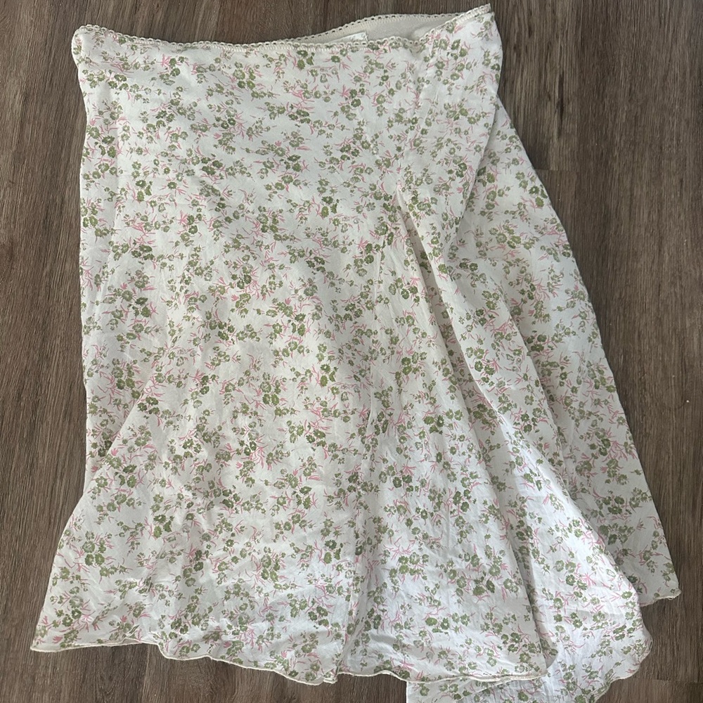 Lux White Floral A-Line Skirt
